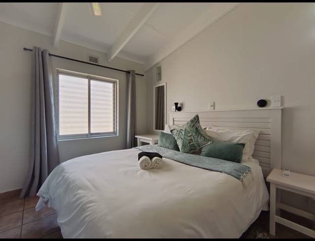 2 BEDROOM APARTMENT FOR SALE IN SHAKAS ROCK